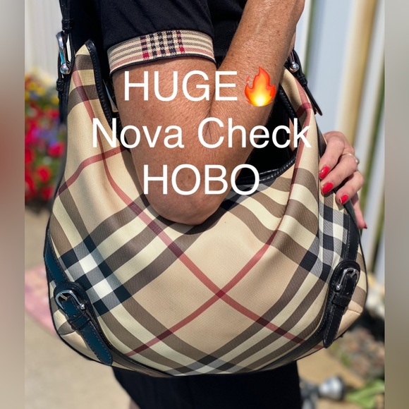 Burberry Handbags - Burberry Nova Check HOBO w/Black Patent Leather Trim🔥HUGE🔥VGUC/flaws/Serial#🔥